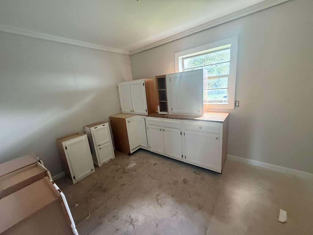 Jacksonville kitchen before cabinet installation